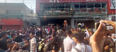 সোমবারের ব্যবসা প্রতিষ্ঠানে হামলার ঘটনায় গ্রেফতার ৭২