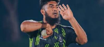 আজ নামছে লাহোর কালান্দার্স, জ্বলে উঠবেন তো রিশাদ হোসেন 