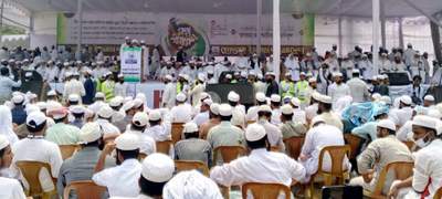 হেফাজতে ইসলামের মহাসমাবেশ চলছে সোহরাওয়ার্দী উদ্যানে