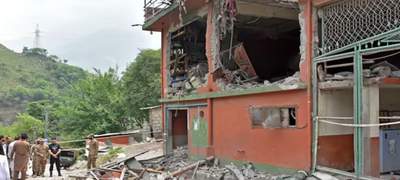 রাতভর কাশ্মীর সীমান্তে পাকিস্তানের গোলাবর্ষণ, ভারতীয় সেনা নিহত