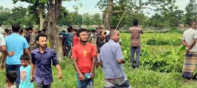 লালমনিরহাট সীমান্তে পুশ ইনের চেষ্টা প্রতিরোধ বিজিবি-এলাকাবাসীর, শূন্যরেখায় ৫৪ ভারতীয়