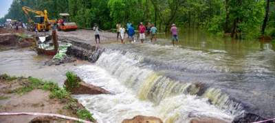 উত্তর-পূর্ব ভারতে বৃষ্টি-ভূমিধস-বন্যায় নিহত ৩০