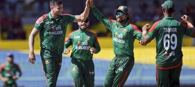 তানজিমের শুরুর পরই জোড়া আঘাত করলেন তাসকিন