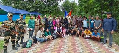 ভারতে আটক হওয়া ২২ বাংলাদেশিকে বিজিবি‘র কাছে হস্তান্তর