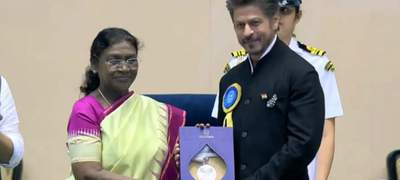 ক্যারিয়ারের ৩৩ বছর, প্রথম জাতীয় পুরস্কার পেলেন শাহরুখ
