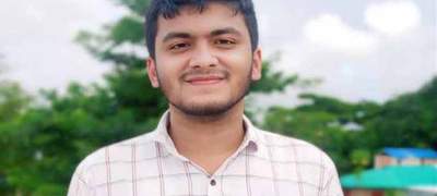 ‘পাসপোর্ট আর জুতোজোড়া আব্বুর কাছে পৌঁছে দিও’: অভিবাসী রায়হান