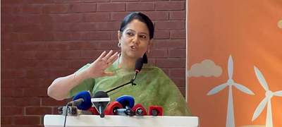 বড়ো বড়ো মেগা প্রজেক্টের কথা ভাবি, কিন্তু নদীভাঙা মানুষের কথা ভাবি না: পরিবেশ উপদেষ্টা