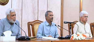 আইন উপদেষ্টা ৬ মিনিটের সংবাদ সম্মেলনে যা বললেন 