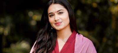 শিল্পীদের নিরাপত্তা চাইলেন অভিনেত্রী তাসনিয়া ফারিণ