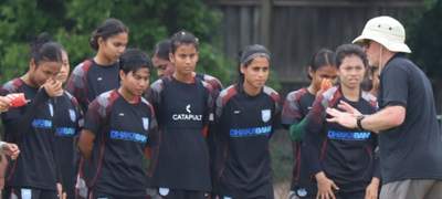 এবার ইতিহাস গড়তে চলেছে বাংলাদেশ নারী ফুটবল দল