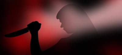 খুলনার পাইকগাছায় পুলিশ কর্মকর্তার মাকে গলা কেটে হত্যা