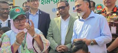 ঢাকার বনানীতে হাম-রুবেলা টিকাদান ক্যাম্পেইন উদ্বোধন