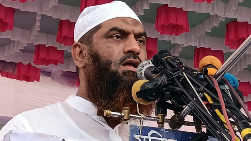 ‘আওয়ামী লীগকে রাজনীতিতে আসতে হলে আমাদের লাশের ওপর দিয়ে আসতে হবে’: মামুনুল হক