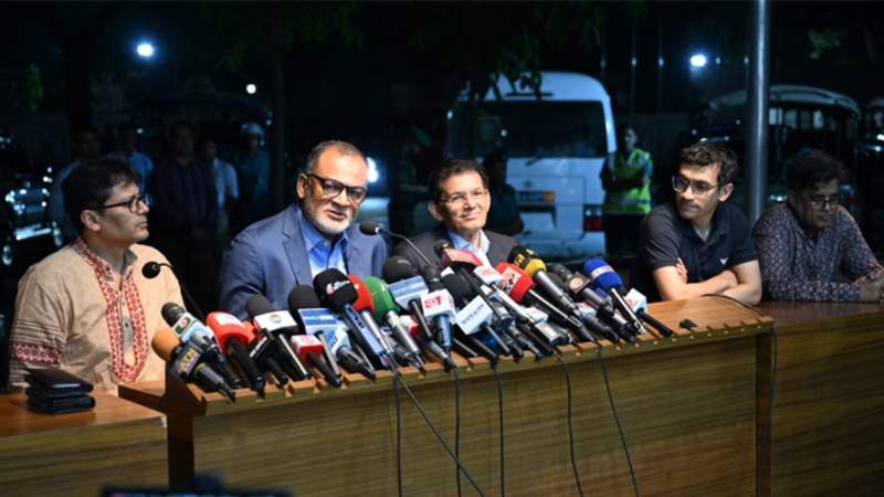 যুক্তরাষ্ট্রের সঙ্গে শুল্ক ইস্যুতে সরাসরি যোগাযোগ করবেন প্রধান উপদেষ্টা: বাণিজ্য উপদেষ্টা