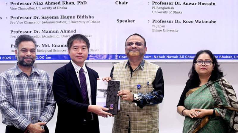 ৪০ শতাংশ ঢাবি’র শিক্ষক আন্তর্জাতিক মানের: উপাচার্য