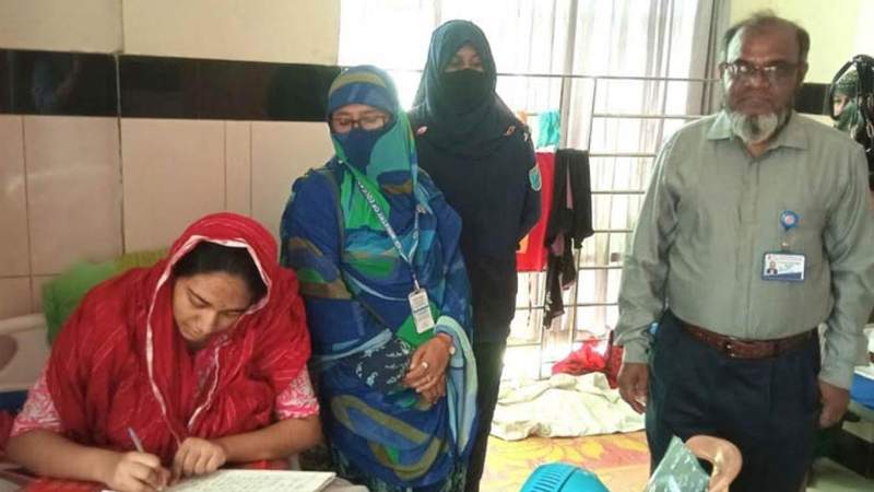 সিজারে সন্তানপ্রসব, হাসপাতালেই এইচএসসি পরীক্ষায় ইশা