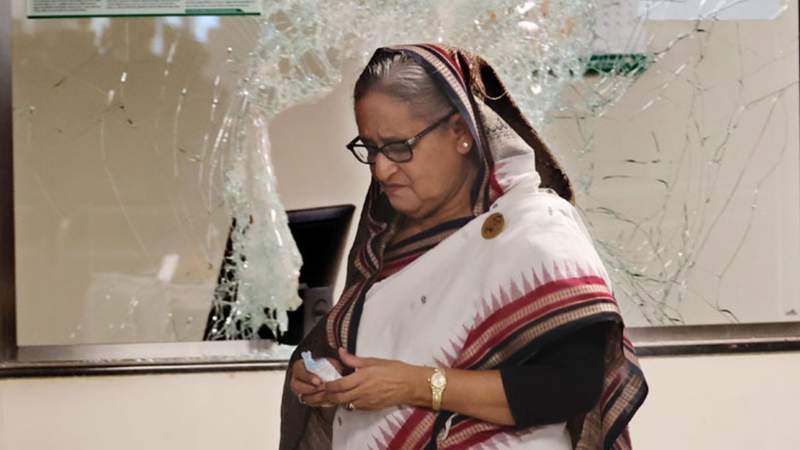 পলাতক শেখ হাসিনার ৬ মাসের কারাদণ্ড