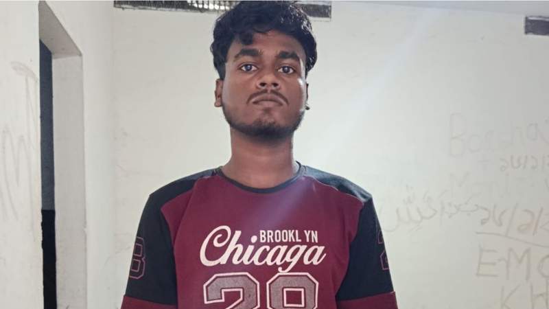 স্কুলছাত্রীকে ধর্ষণের পর হত্যার হুমকি, ধর্ষক গ্রেফতার