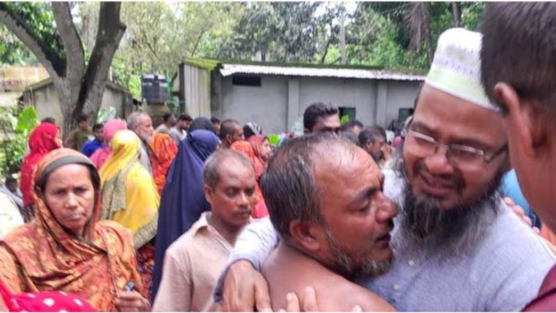 বন্ধুদের সাথে নদীতে গোসল করতে যাওয়া শিশুর মরদেহ পরদিন উদ্ধার 