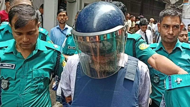 ৮ দিনের রিমান্ডে সাবেক স্বরাষ্ট্র সচিব জাহাংগীর আলম
