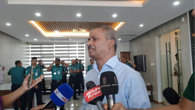 ফেব্রুয়ারিতেই নির্বাচন, আমরা ফেব্রুয়ারিতে চলে যাব।’ : আসিফ নজরুল