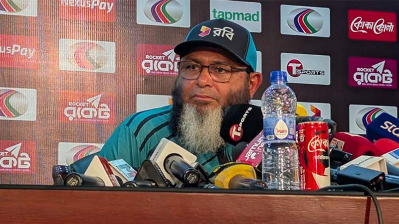 রিশাদ হোসেনের প্রশংসায় পঞ্চমুখ পাকিস্তানি কোচ মুশতাক আহমেদ