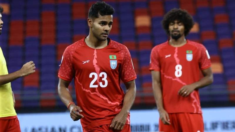 হামজা-শমিতদের পর বাংলাদেশের জার্সি পরবে আরও ২ প্রবাসী ফুটবলার