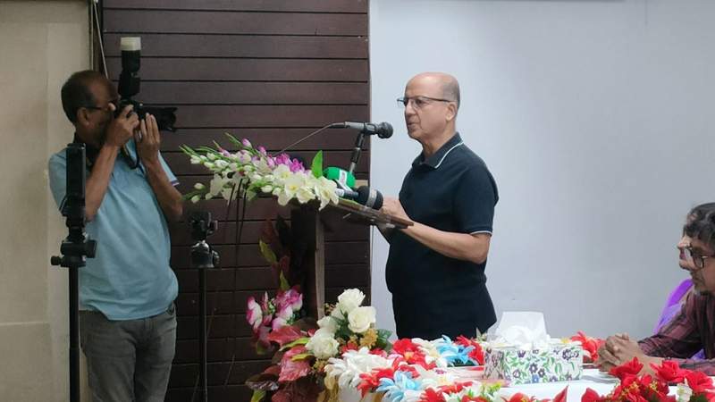 ‘দলীয় লেজুড়বৃত্তি করে সাংবাদিকতাকে কলুষিত করবেন না’: আইয়ুব ভূঁইয়া