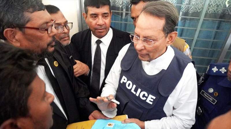 ট্রাইব্যুনালের কাঠগড়ায় দাঁড়িয়ে বিচারপতিকে ইনু যা বললেন