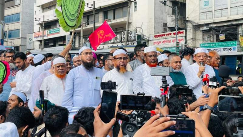 প্রধান উপদেষ্টাকে পাঁচ দাবি আদায়ে স্মারকলিপি দিলো জামায়াতসহ ৮ দল