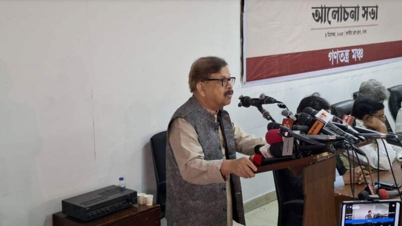 ‘নির্বাচন ছাড়া কোনো বিকল্প নেই, নির্বাচন হতেই হবে’: মান্না