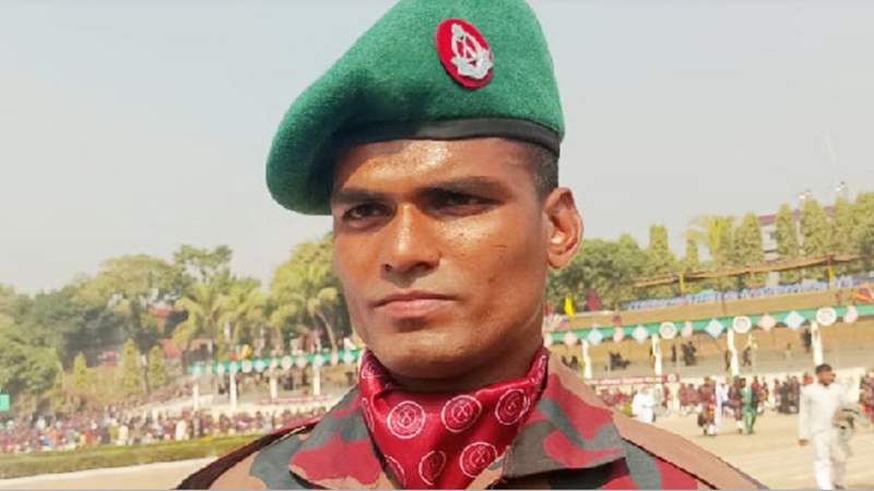 বিজিবিতে নিয়োগ পেয়ে যা বললেন ফেলানীর ছোট ভাই আরফান