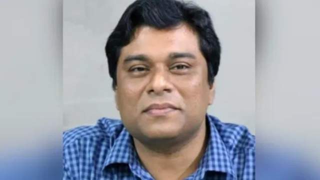 সাংবাদিক-কর্মচারীদের অনাস্থায় বের হয়ে গেলেন বাসস এমডি মাহবুব মোর্শেদ