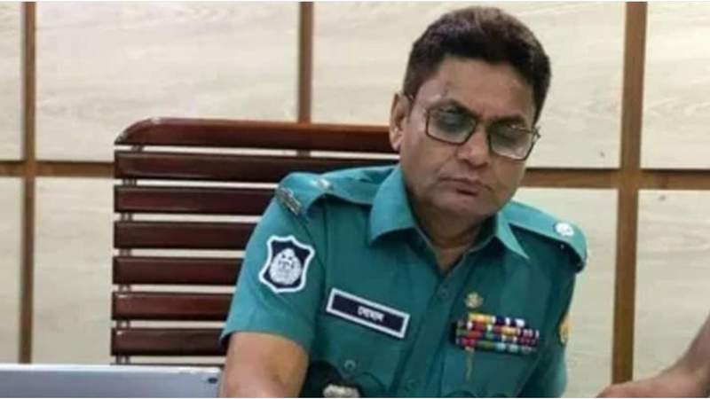 সাবেক অতিরিক্ত পুলিশ উপ-কমিশনার শিবলী নোমানের দেশত্যাগে নিষেধাজ্ঞা