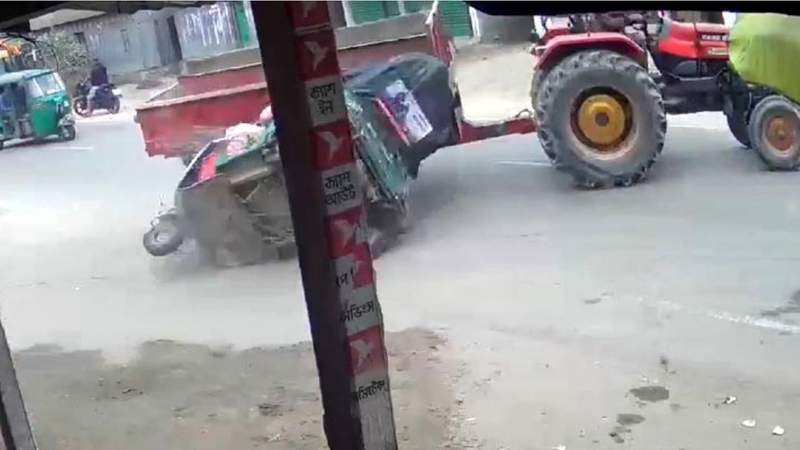 জামালপুরের মাদারগঞ্জে সড়ক দুর্ঘটনায় শিশুর মৃত্যু, আহত ৩