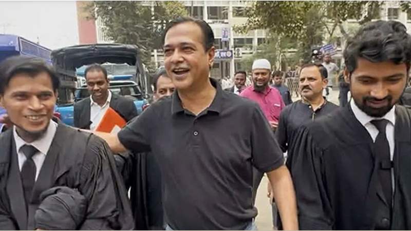কণ্ঠশিল্পী আসিফ আকবর মদের মামলায় খালাস পেলেন
