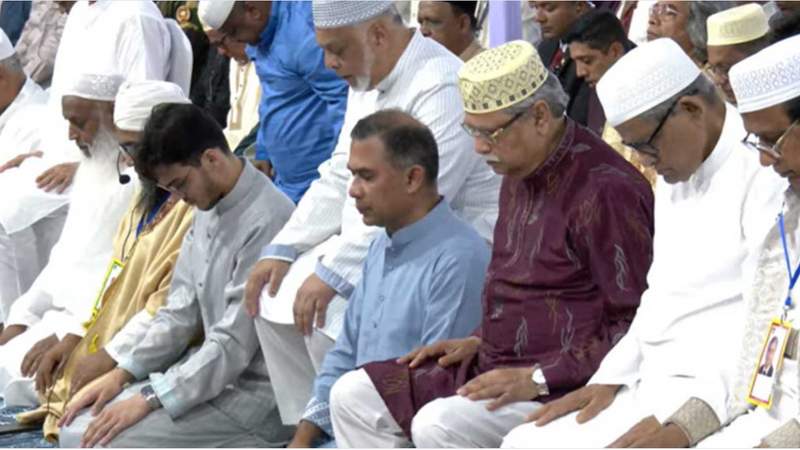 জাতীয় ঈদগাহে ঈদের নামাজ আদায় করলেন রাষ্ট্রপতি ও প্রধানমন্ত্রী