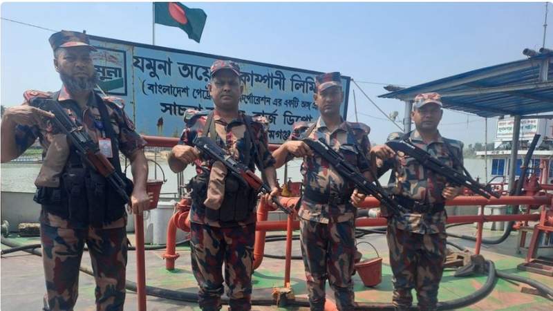 ১৯ ডিপোতে বিজিবি মোতায়েন: জ্বালানি তেলের নিরবচ্ছিন্ন সরবরাহ নিশ্চিতের লক্ষ্যে
