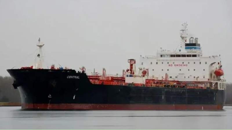 ২৭,০০০ টন অকটেনবাহী জাহাজ ভিড়লো চট্টগ্রাম বন্দরের বহির্নোঙরে